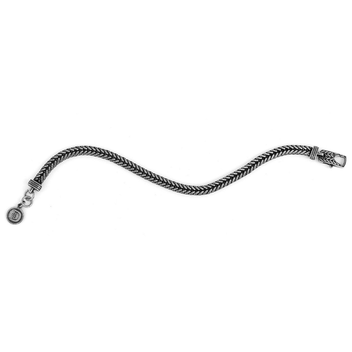 Bracciale essenza realizzato in argento 925 brunito dal brand dueaerre 1938